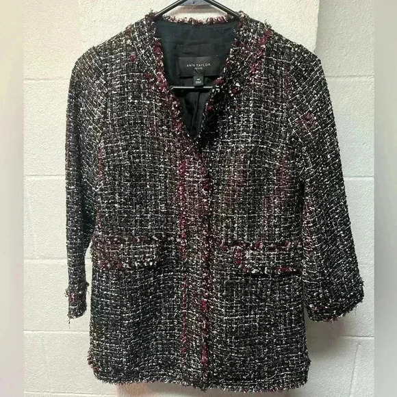 Ann Taylor Jackets & Blazers - Ann Taylor blazer